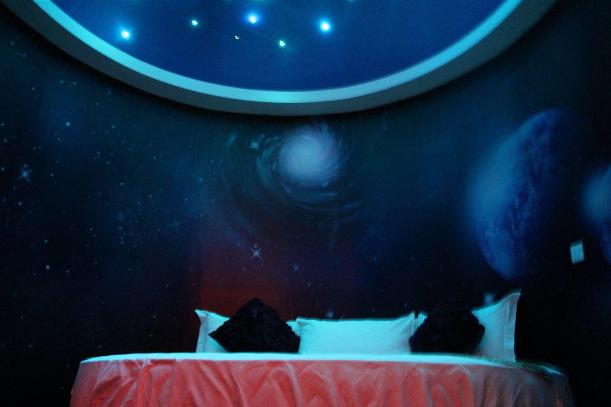 Love Inn Boutique Hotel Kuala Lumpur Zewnętrze zdjęcie