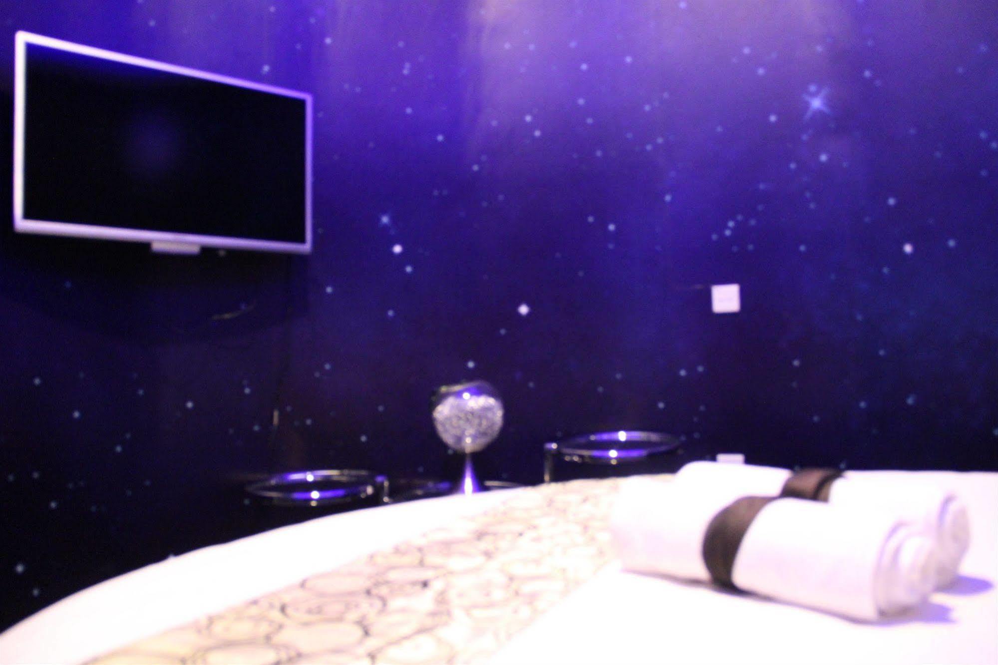 Love Inn Boutique Hotel Kuala Lumpur Zewnętrze zdjęcie